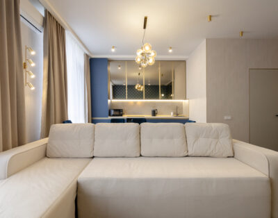 10th floor cozy apartment