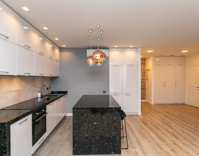 Modern apartment in residential complex ‘New York’ on the 19th floor