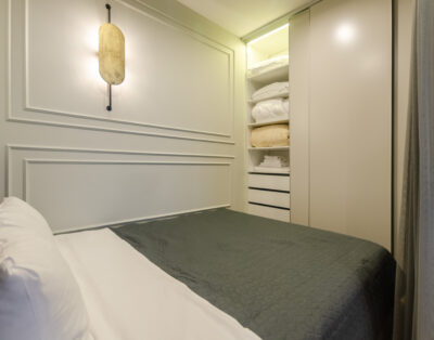 Stylish apartment on the 17th floor in residential complex New York