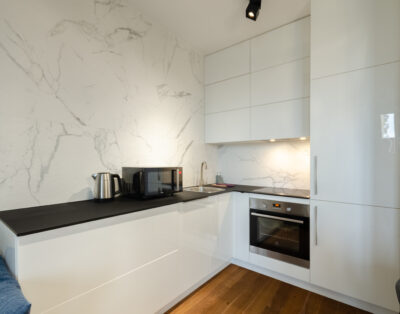 Stylish apartment on the 9th floor in New York Concept House
