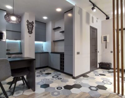 Stylish apartment on the 6th floor in RC ‘New York Concept House’